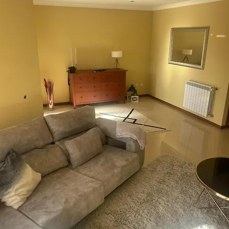 Welcoming House With Terrace And Garden In Barra De Mira