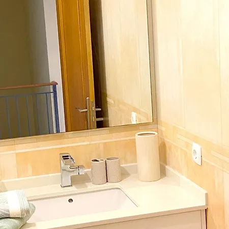 Holiday home Welcoming House With Terrace And Garden In Barra De Mira *