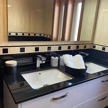 Holiday home Welcoming House With Terrace And Garden In Barra De Mira *