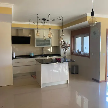 Welcoming House With Terrace And Garden In Barra De Mira Semesterbostad *