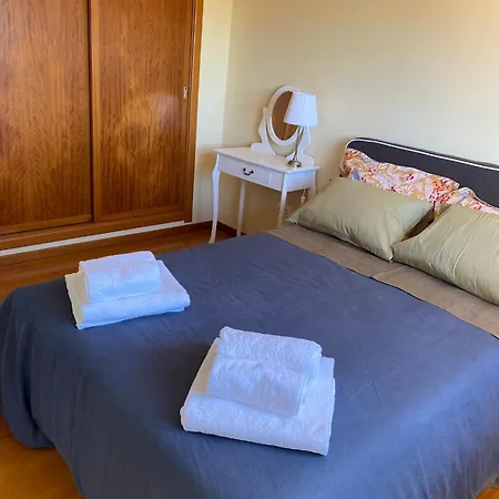 Welcoming House With Terrace And Garden In Barra De Mira Semesterbostad Areao