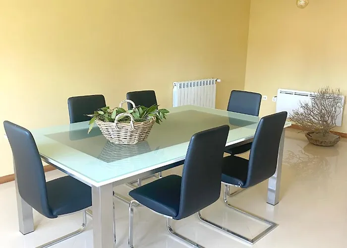 Welcoming House With Terrace And Garden In Barra De Mira Prázdninový dům *