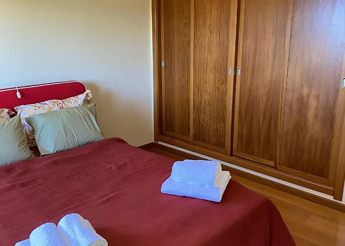 Welcoming House With Terrace And Garden In Barra De Mira * Areao