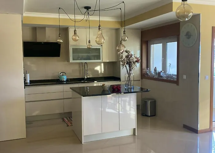 Prázdninový dům Welcoming House With Terrace And Garden In Barra De Mira *