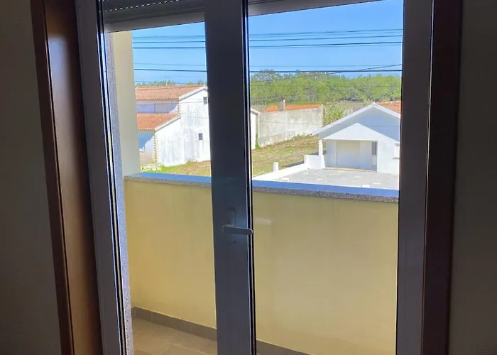 Prázdninový dům Welcoming House With Terrace And Garden In Barra De Mira *